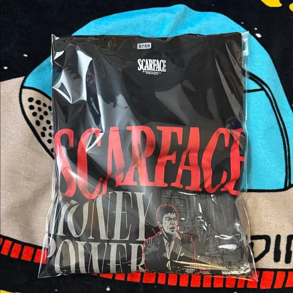 Hybrid Men's Scarface Miami Regular-Fit Printed Fleece Sweatshirt